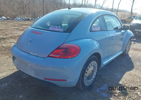 2013 Volkswagen Beetle 2.5L z USA, uszkodzony, nr VIN 3VWJX7AT9DM682880